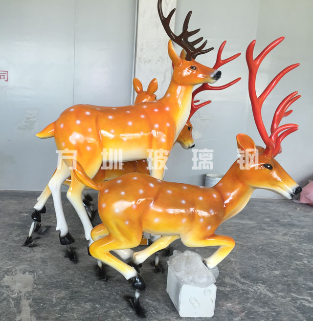 玻璃鋼仿真鹿雕塑 玻璃鋼仿真鹿雕塑