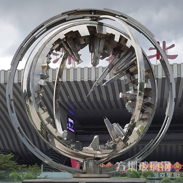 不銹鋼雕塑質(zhì)量怎么得到保障?
