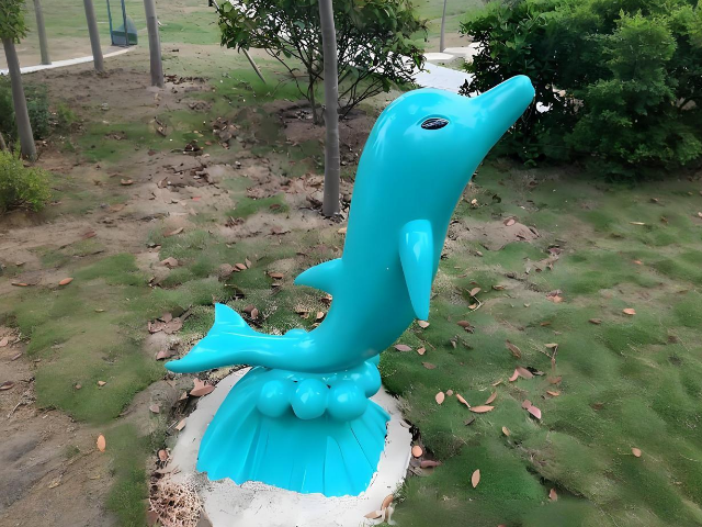 玻璃鋼卡通海豚雕塑，為空間注入海洋的奇幻魅力