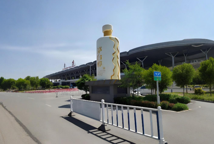 大型玻璃鋼酒瓶雕塑為品牌視覺賦能的文化地標(biāo)