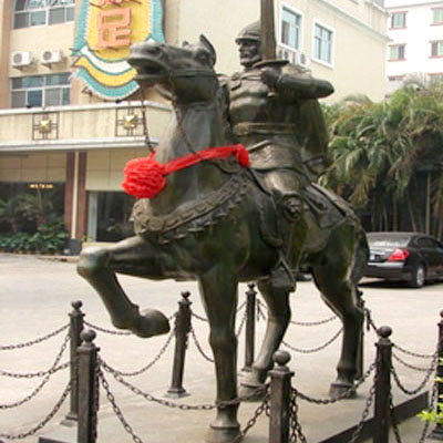 玻璃鋼仿銅騎士雕塑