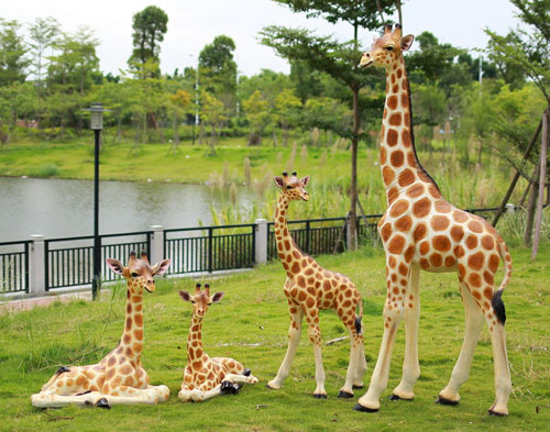 公園玻璃鋼仿真動(dòng)物雕塑